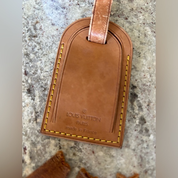 Louis Vuitton Authentic Vachetta Leather Luggage Tag and other accessories - Picture 2 of 7